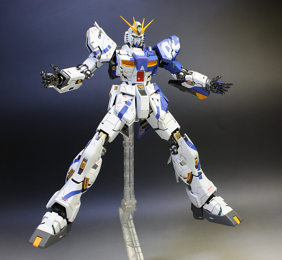 Amazing 1/35 RX-93 Nu Gundam Bust: Modeled by Rev-a Shop [Indonesia]:  Photoreview Wallpaper Size Images – GUNJAP