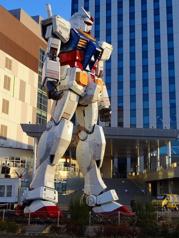 new gundam statue