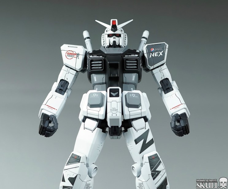 MG 1/100 RX-78-2 Gundam Ver.Pepsi NEX: Full Photoreview No.26 Big 