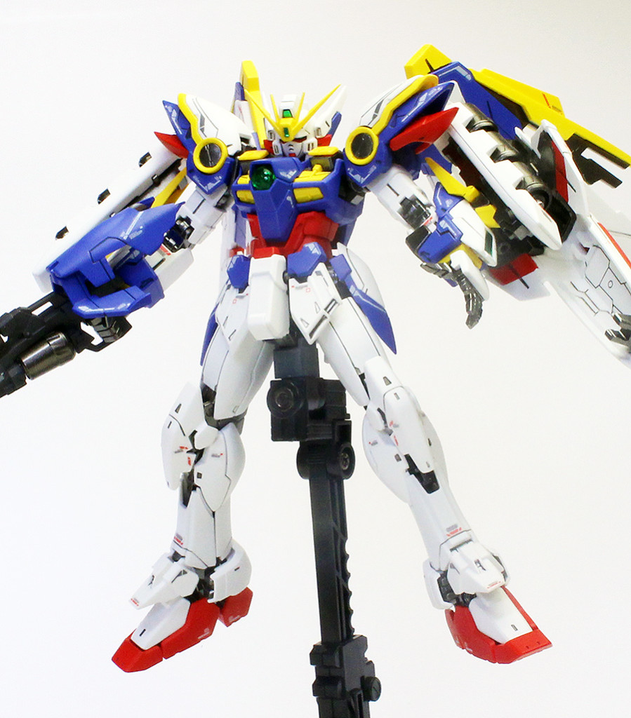 REVIEW RG WING GUNDAM EW