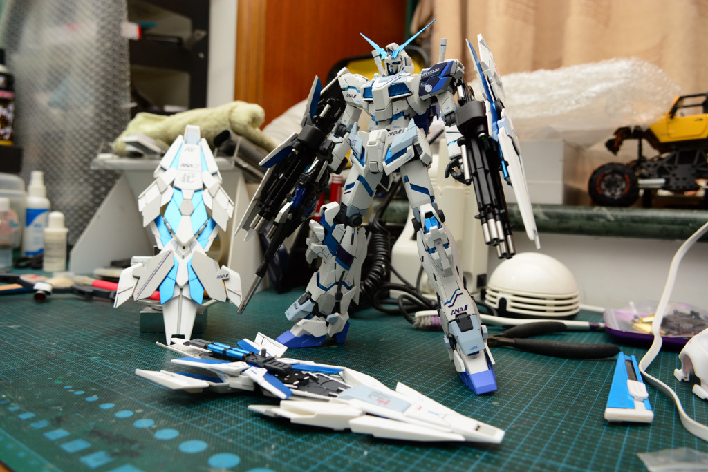 SH-STUDIO's RX-0 Unicorn Gundam Full Shields Custom Ver.ANA