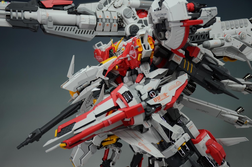 比姿向前走's 1/100 MSA-0011[Bst] PLAN303E Deep Striker: Photo Review, Full Info 