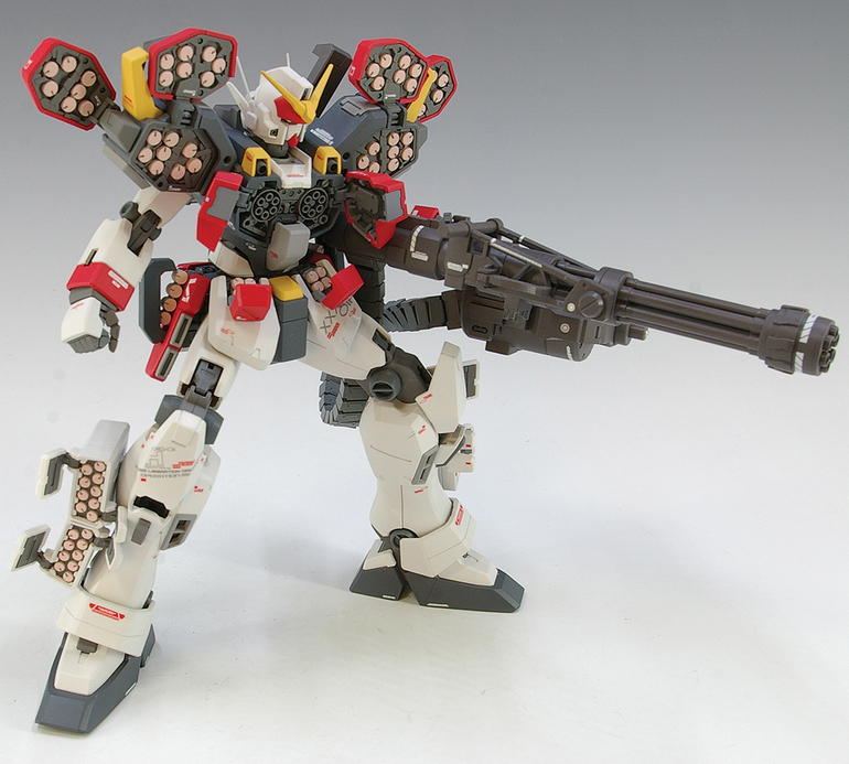 Amazing MG Gundam Heavy Arms modeled by takeda. Photoreview Big Size ...